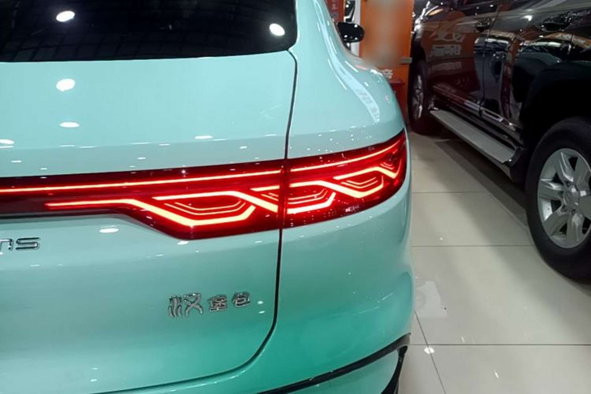 Used BYD Han 2023 DM-i Champion Edition 121KM Prestige Model Right Rear Taillight