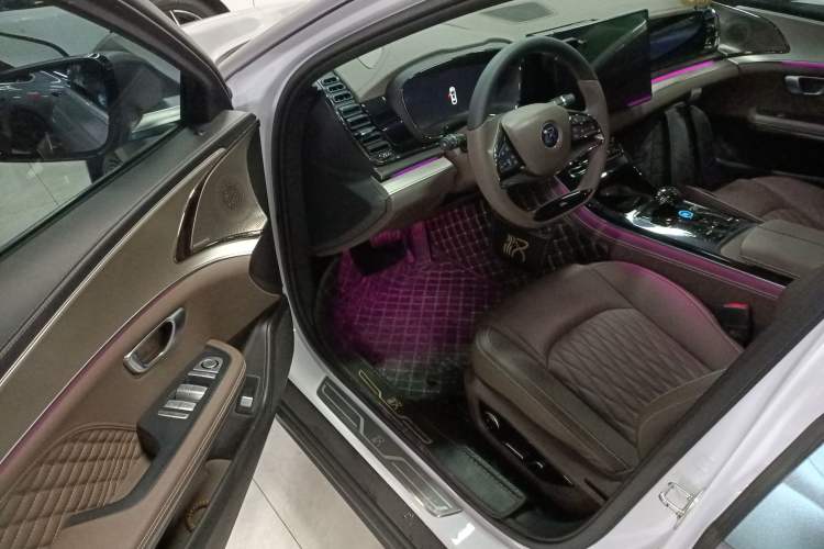 Used BYD Han 2023 EV Champion Edition 605KM Front-Drive Premium Model Driver Seat