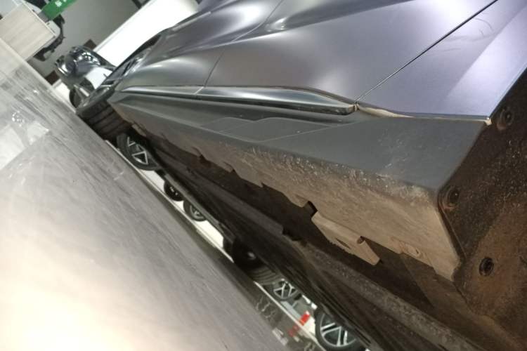 Used BYD Han 2023 EV Champion Edition 605KM Front-Drive Premium Model Left Side Sill