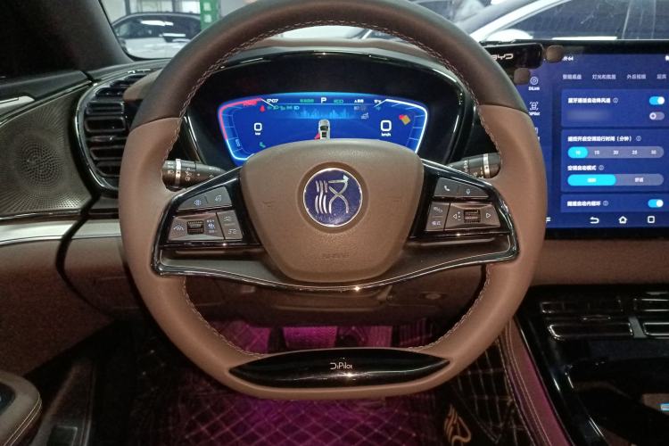 Used BYD Han 2023 EV Champion Edition 605KM Front-Drive Premium Model Steering Wheel