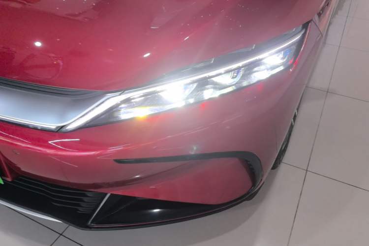 Used BYD Han 2023 EV Champion Edition 605KM Front-Drive Premium Model Left Front Headlight