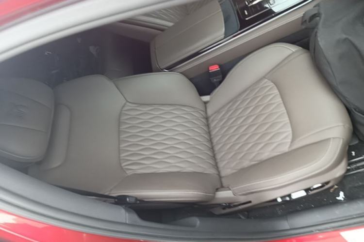 Used BYD Han 2023 EV Champion Edition 715KM Front-Drive Prestige Model Right Front Seat