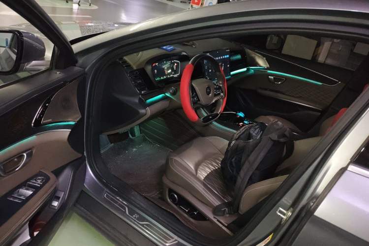 Used BYD Han 2023 DM-i Champion Edition 121KM Prestige Model Driver Seat