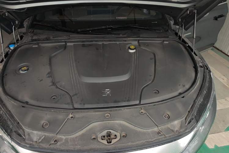 Used BYD Han 2023 EV Champion Edition 605KM Front-Drive Premium Model Engine Bay