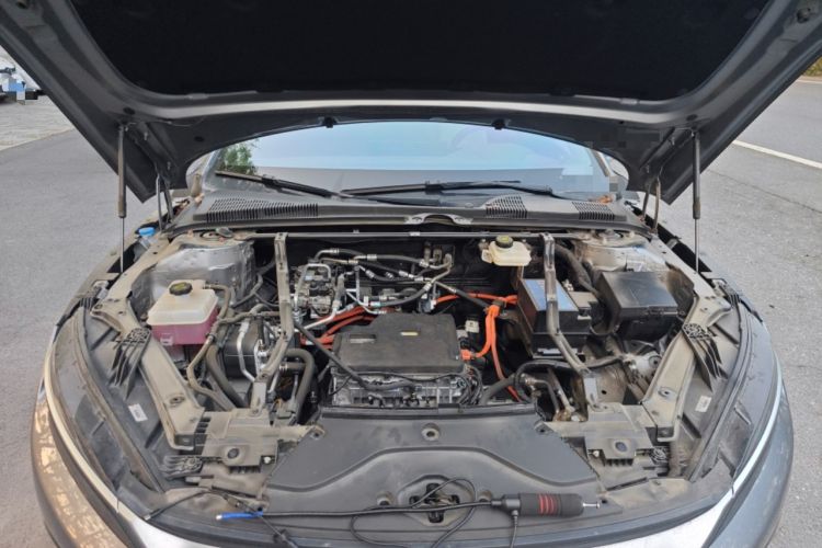 Used BYD Han 2023 EV Champion Edition 506KM Front-Wheel-Drive Premium Model Engine Bay