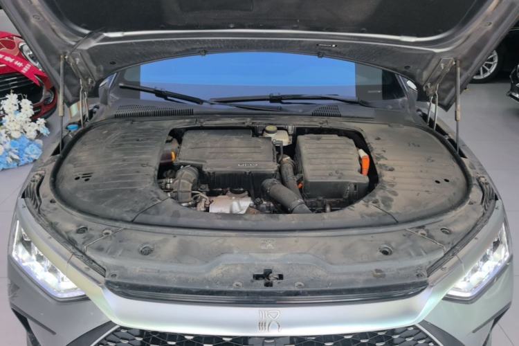 Used BYD Han 2023 DM-i Champion Edition 121KM Prestige Model Engine Bay