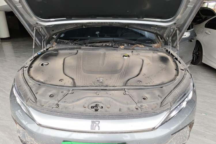 Used BYD Han 2023 EV Champion Edition 605KM Front-Drive Premium Model Engine Bay