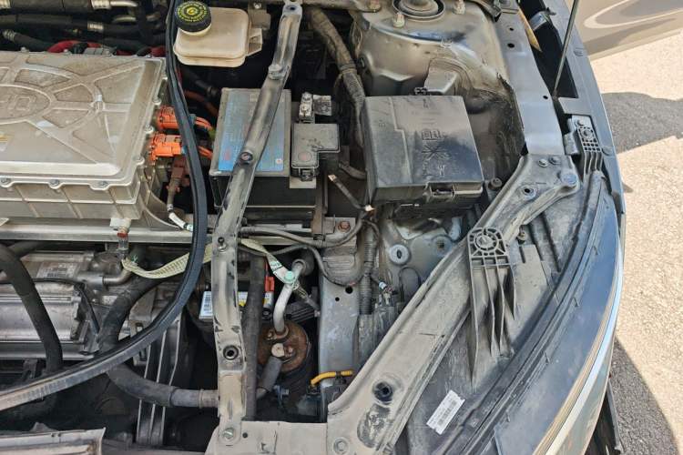 Used BYD Han 2023 EV Champion Edition 605KM Front-Drive Premium Model Engine Bay Left