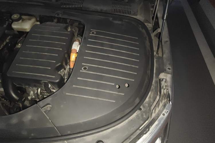 Used BYD Han 2023 DM-i Champion Edition 121KM Prestige Model Engine Bay Left