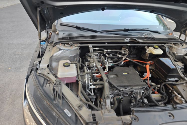 Used BYD Han 2023 EV Champion Edition 506KM Front-Wheel-Drive Premium Model Engine Bay Right