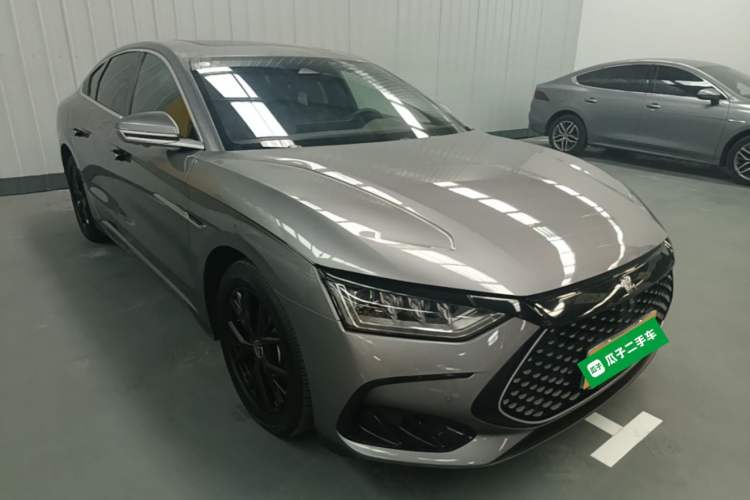 Used BYD Han 2023 DM-i Champion Edition 121KM Prestige Model Front Right 45 Deg