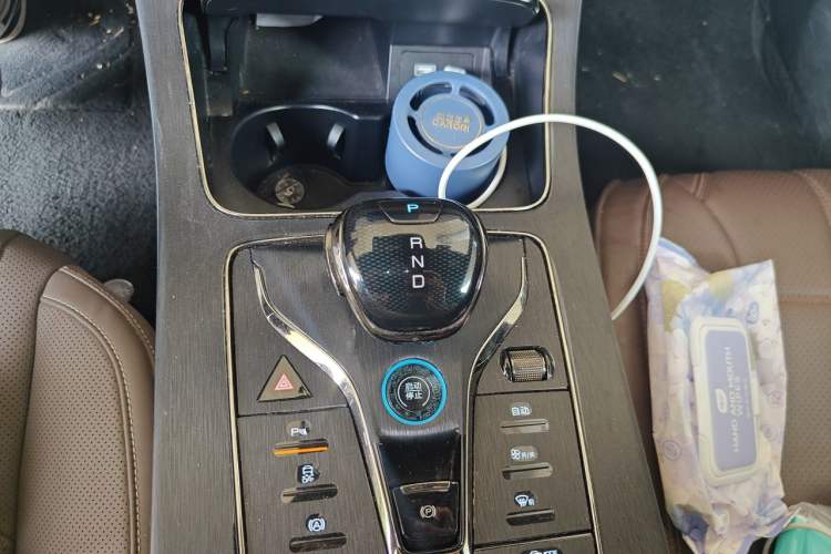 Used BYD Han 2023 EV Champion Edition 605KM Front-Drive Premium Model Gear Lever