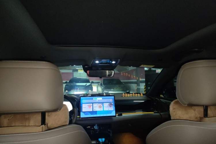Used BYD Han 2023 DM-i Champion Edition 121KM Prestige Model Headliner