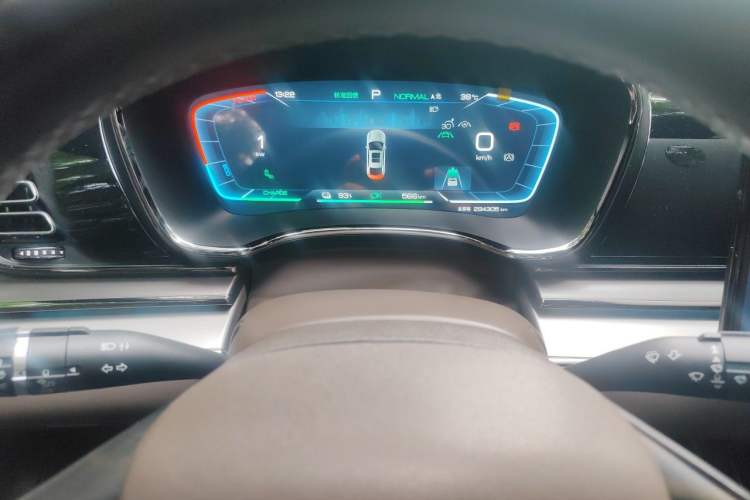 Used BYD Han 2023 EV Champion Edition 605KM Front-Drive Premium Model Instrument Cluster