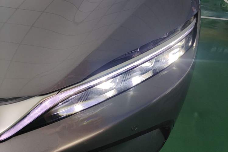 Used BYD Han 2023 EV Champion Edition 506KM Front-Wheel-Drive Premium Model Left Front Headlight