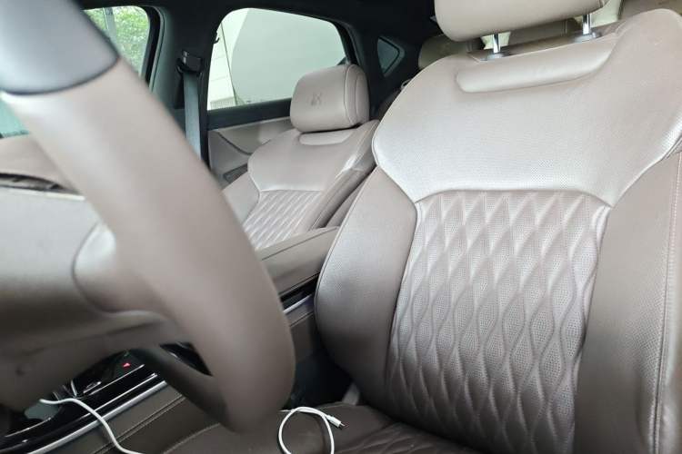 Used BYD Han 2023 EV Champion Edition 605KM Front-Drive Premium Model Left Front Seat