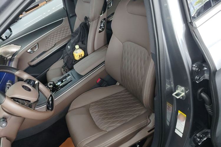 Used BYD Han 2023 DM-i Champion Edition 121KM Prestige Model Left Front Seat