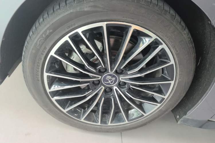 Used BYD Han 2023 DM-i Champion Edition 121KM Prestige Model Left Front Wheel Hub