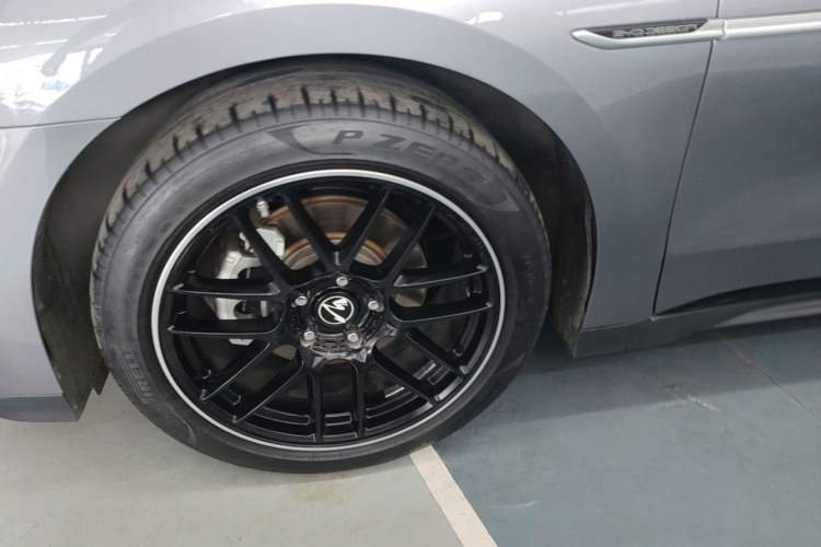 Used BYD Han 2023 DM-i Champion Edition 121KM Prestige Model Left Front Wheel Hub