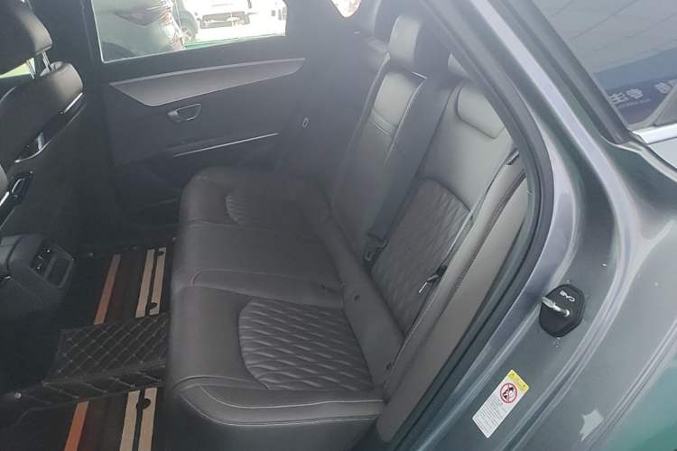 Used BYD Han 2023 EV Champion Edition 506KM Front-Wheel-Drive Premium Model Left Rear Seat