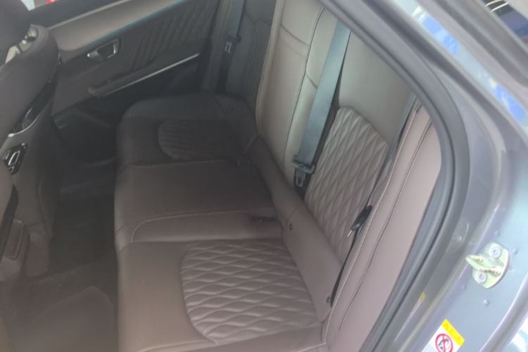 Used BYD Han 2023 DM-i Champion Edition 121KM Prestige Model Left Rear Seat