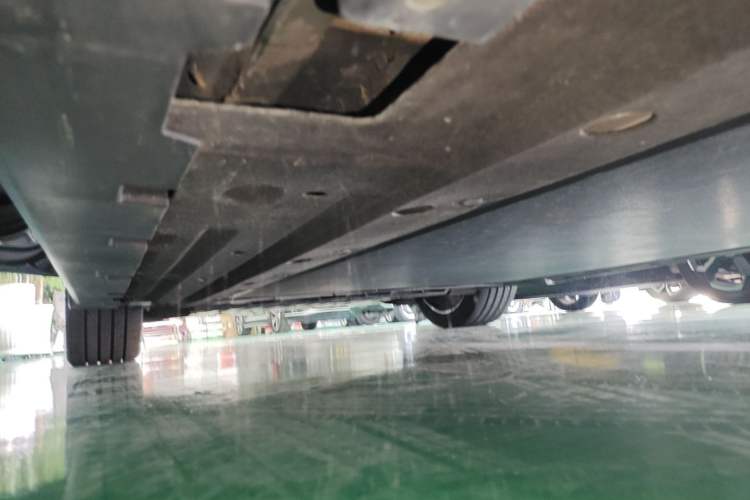 Used BYD Han 2023 EV Champion Edition 506KM Front-Wheel-Drive Premium Model Left Side Sill