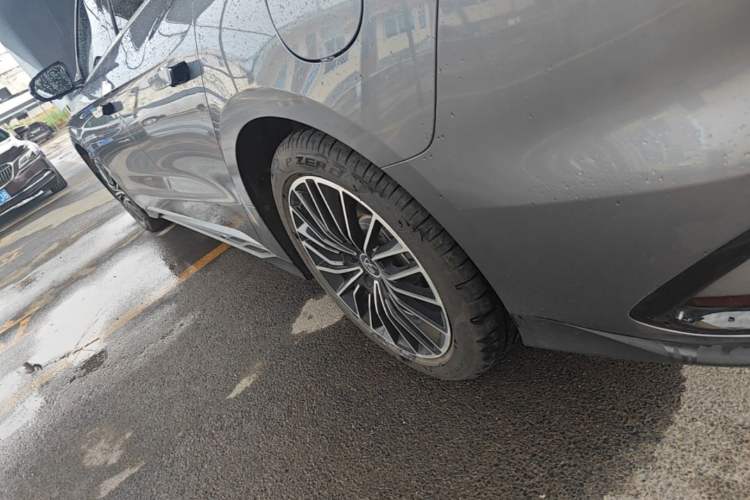 Used BYD Han 2023 DM-i Champion Edition 121KM Prestige Model Left Side Sill
