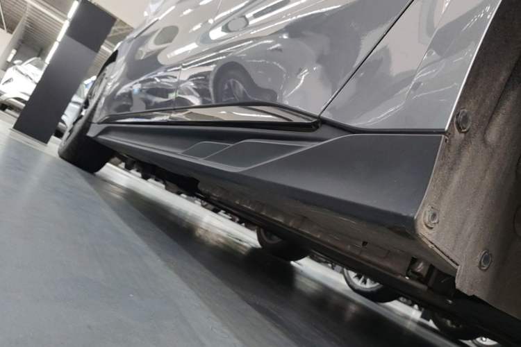 Used BYD Han 2023 DM-i Champion Edition 121KM Prestige Model Left Side Sill