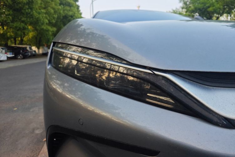 Used BYD Han 2023 EV Champion Edition 506KM Front-Wheel-Drive Premium Model Right Front Headlight