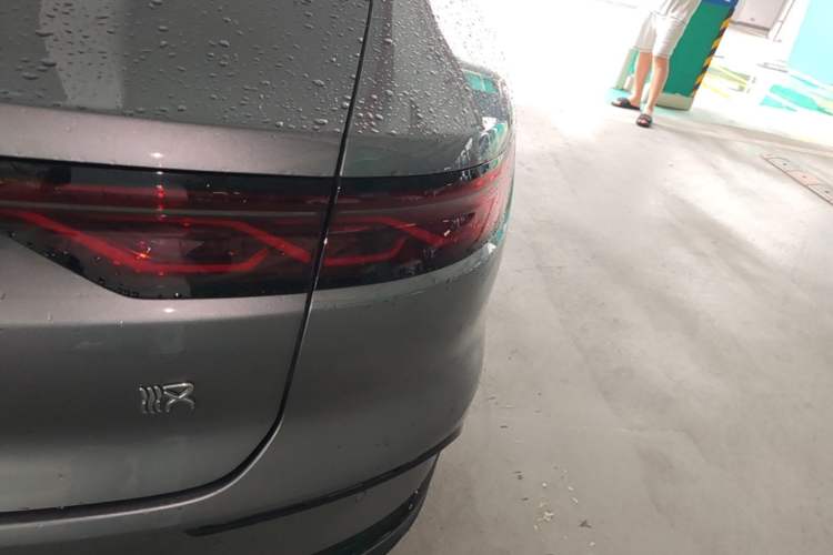 Used BYD Han 2023 EV Champion Edition 605KM Front-Drive Premium Model Right Rear Taillight