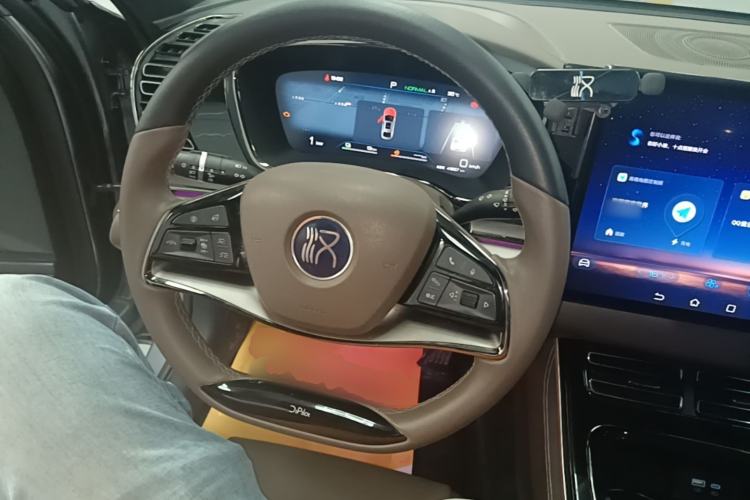 Used BYD Han 2023 DM-i Champion Edition 121KM Prestige Model Steering Wheel