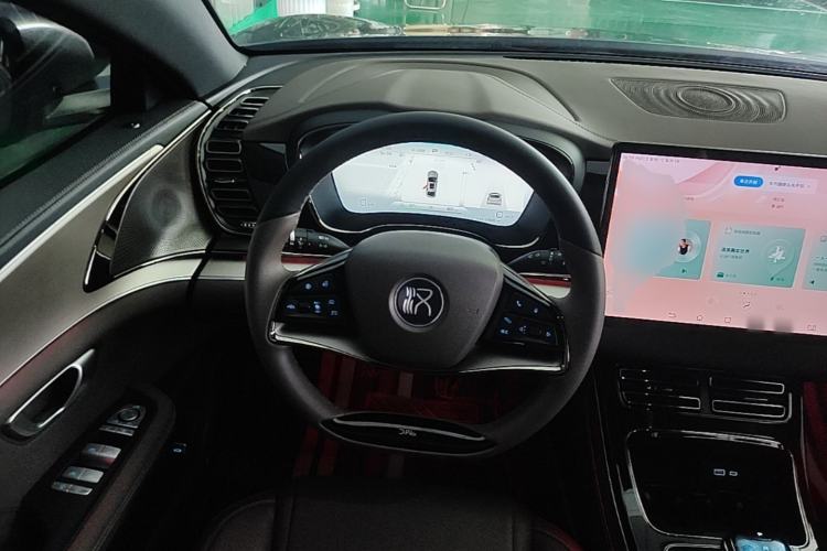 Used BYD Han 2023 EV Champion Edition 506KM Front-Wheel-Drive Premium Model Steering Wheel