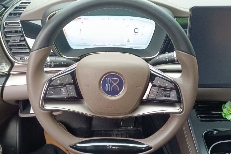 Used BYD Han 2023 DM-i Champion Edition 121KM Prestige Model Steering Wheel