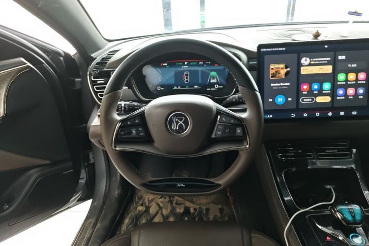 Used BYD Han 2023 EV Champion Edition 605KM Front-Drive Premium Model Steering Wheel