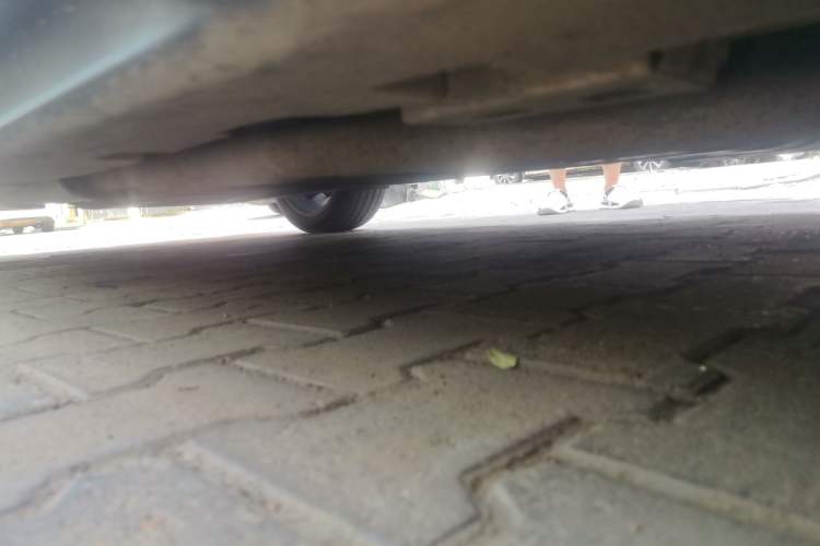 Used BYD Han 2023 DM-i Champion Edition 121KM Prestige Model Chassis Front Right