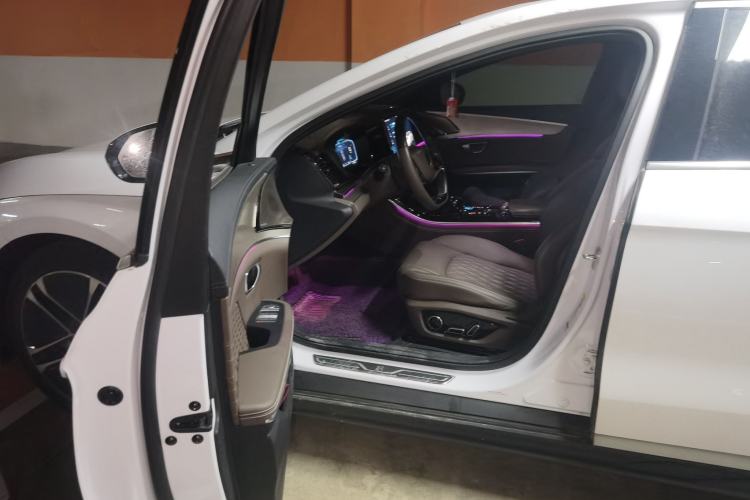 Used BYD Han 2023 EV Champion Edition 605KM Front-Drive Premium Model Driver Seat