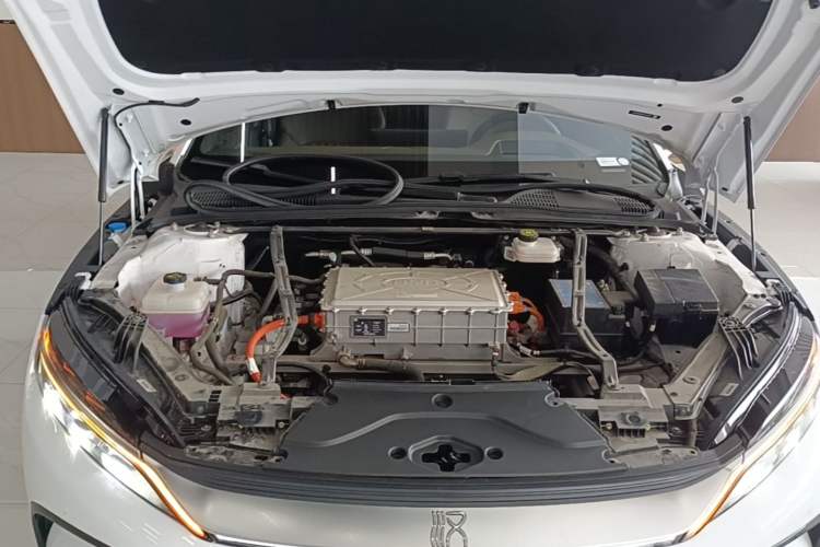 Used BYD Han 2023 EV Champion Edition 715KM Front-Drive Prestige Model Engine Bay