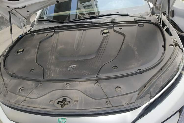 Used BYD Han 2023 EV Champion Edition 605KM Front-Drive Premium Model Engine Bay