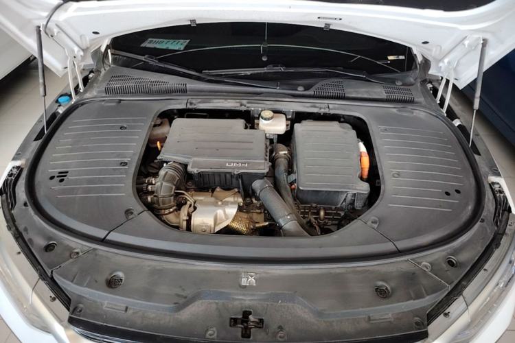 Used BYD Han 2023 DM-i Champion Edition 121KM Prestige Model Engine Bay
