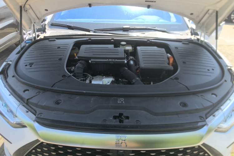 Used BYD Han 2023 DM-i Champion Edition 121KM Prestige Model Engine Bay
