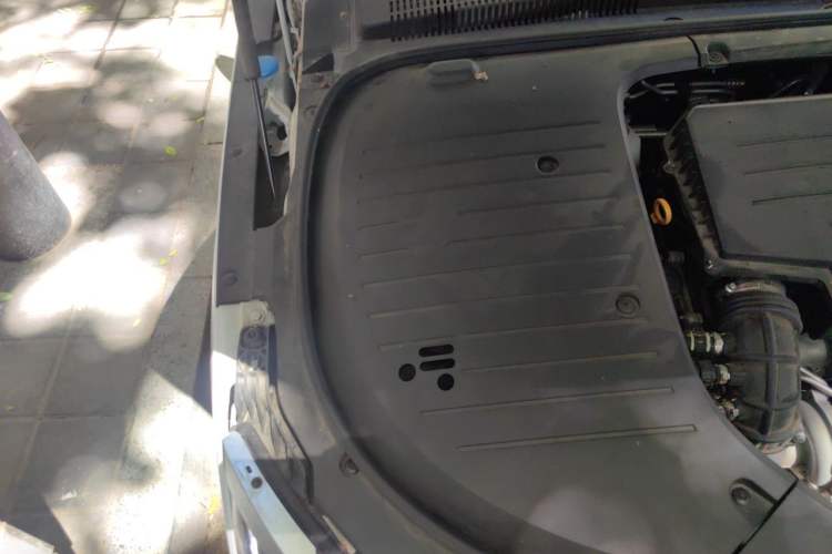 Used BYD Han 2023 DM-i Champion Edition 121KM Prestige Model Engine Bay Right