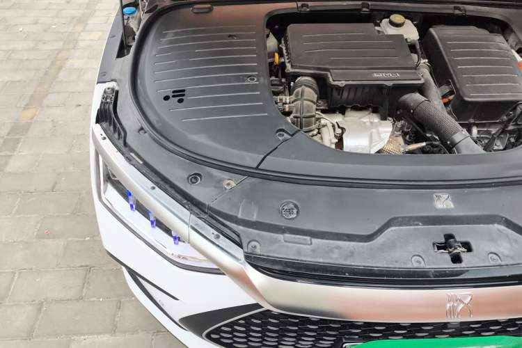 Used BYD Han 2023 DM-i Champion Edition 121KM Prestige Model Engine Bay Right