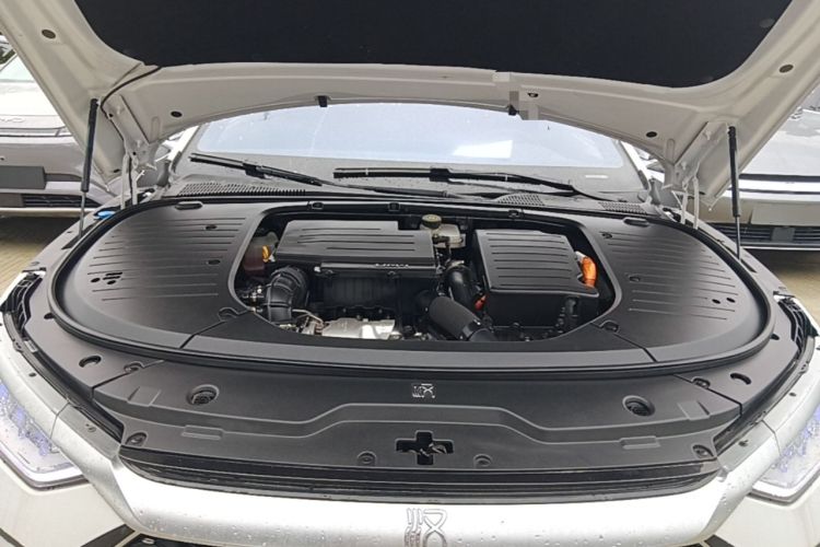 Used BYD Han 2023 DM-i Champion Edition 121KM Prestige Model Engine Bay