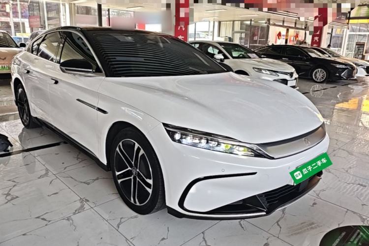 Used BYD Han 2023 EV Champion Edition 506KM Front-Wheel-Drive Premium Model Front Right 45 Deg