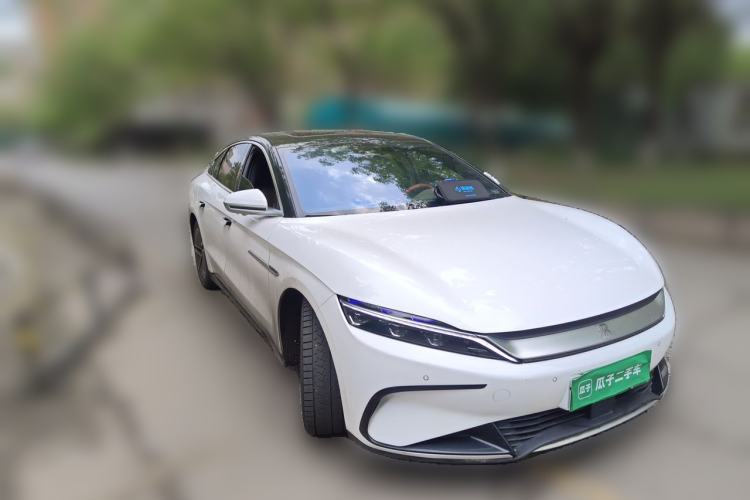 Used BYD Han 2023 EV Champion Edition 605KM Front-Drive Premium Model Front Right 45 Deg