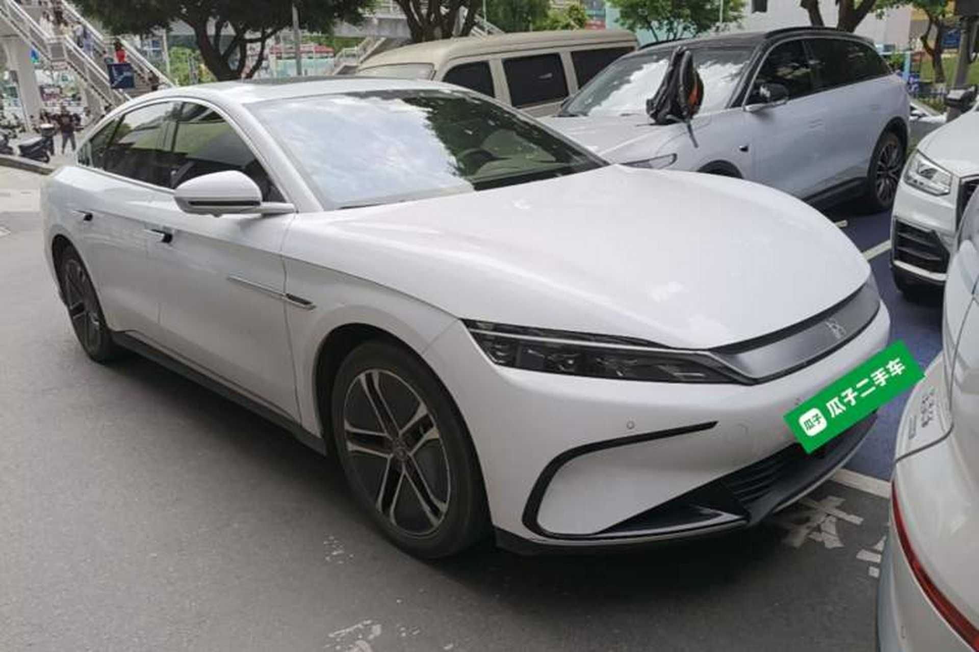 Used BYD Han 2023 EV Champion Edition 605KM Front-Drive Premium Model Front Right 45 Deg