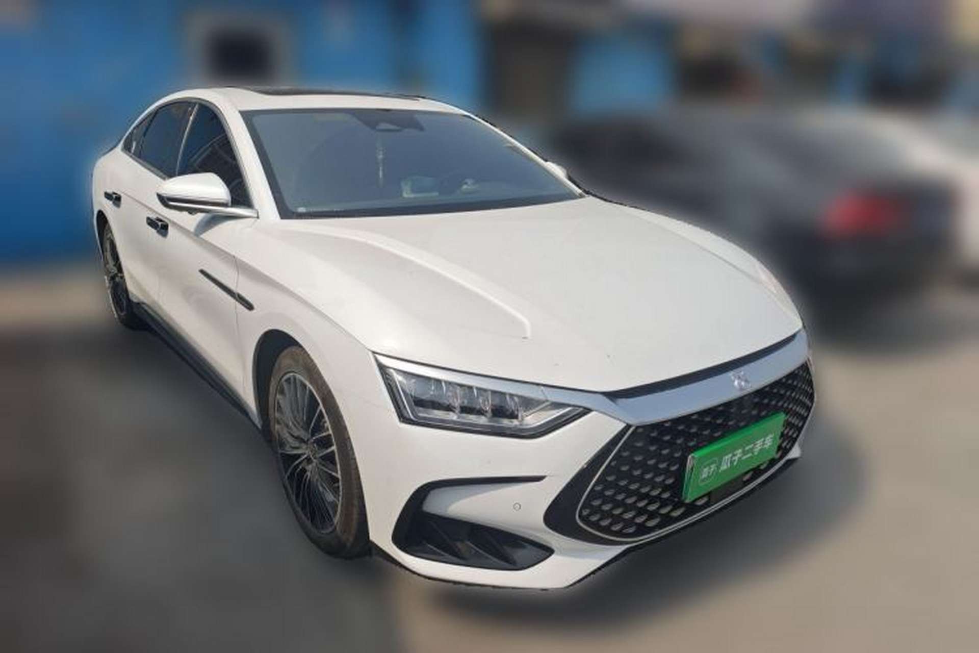 Used BYD Han 2023 DM-i Champion Edition 121KM Prestige Model Front Right 45 Deg