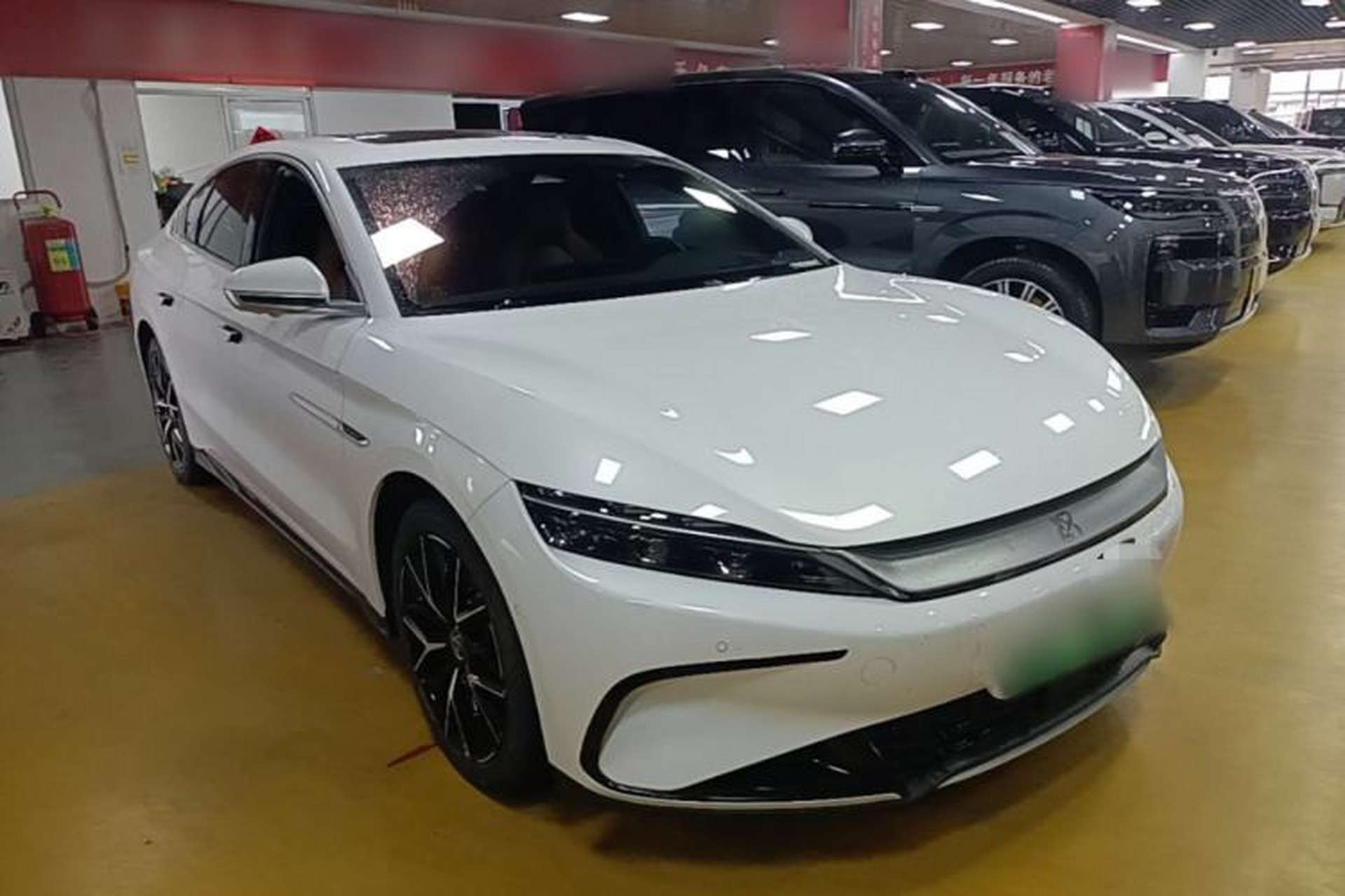 Used BYD Han 2023 EV Champion Edition 610KM All-Wheel-Drive Flagship Model Front Right 45 Deg