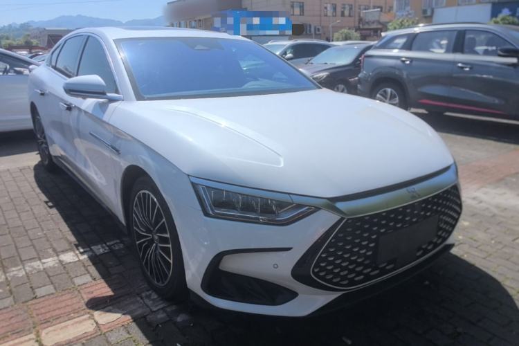 Used BYD Han 2023 DM-i Champion Edition 121KM Prestige Model Front Right 45 Deg