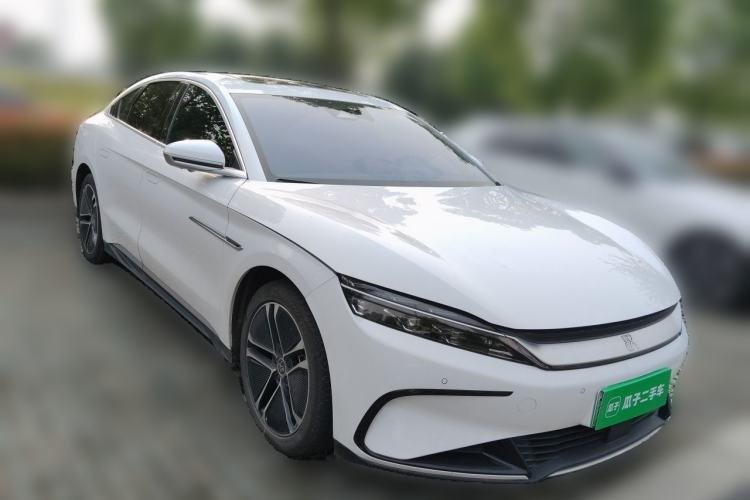 Used BYD Han 2023 EV Champion Edition 605KM Front-Drive Premium Model Front Right 45 Deg